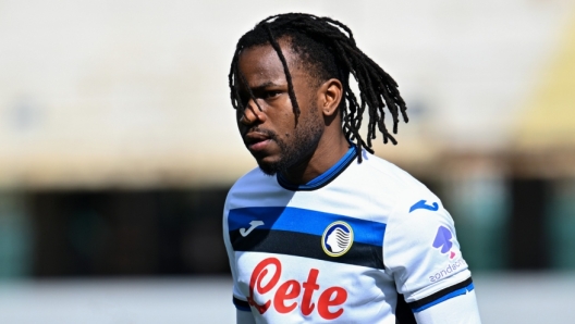 球员采取了, 身体评估, 们的