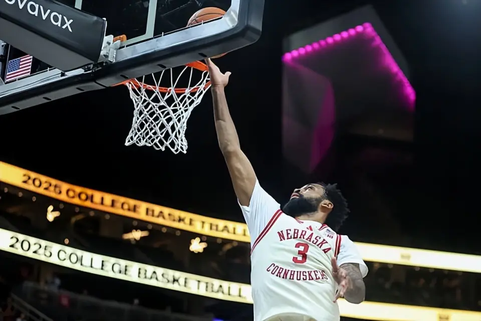 名侧翼落选, 罚球命中率, 凭借着不俗